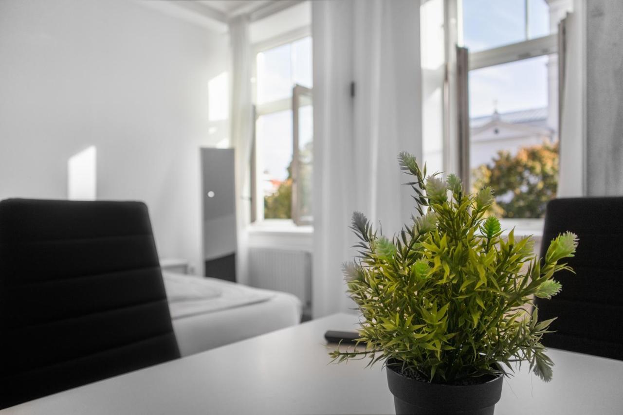 Superb 7Br Shared Apartment- Near Hauptbahnhof Vienna Exterior photo