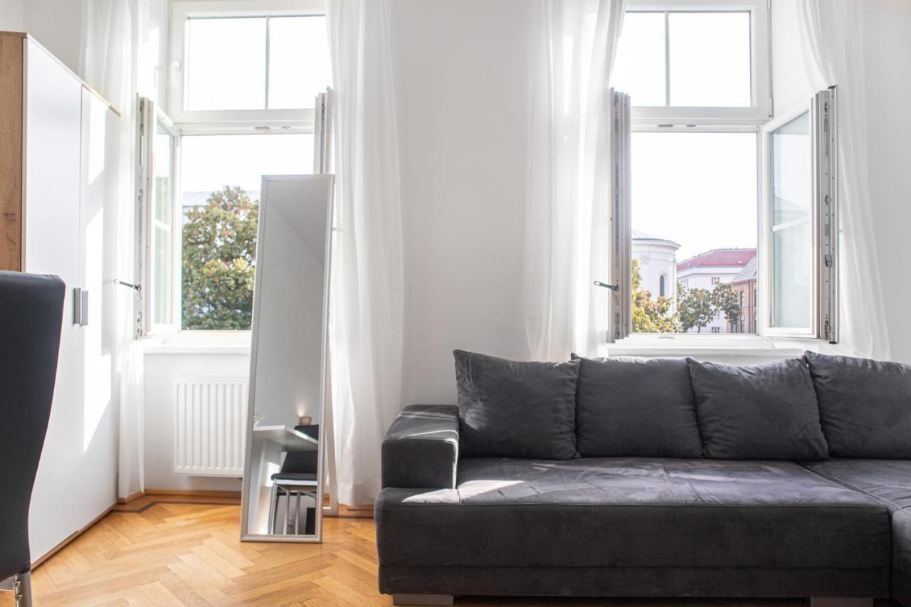 Superb 7Br Shared Apartment- Near Hauptbahnhof Vienna Exterior photo