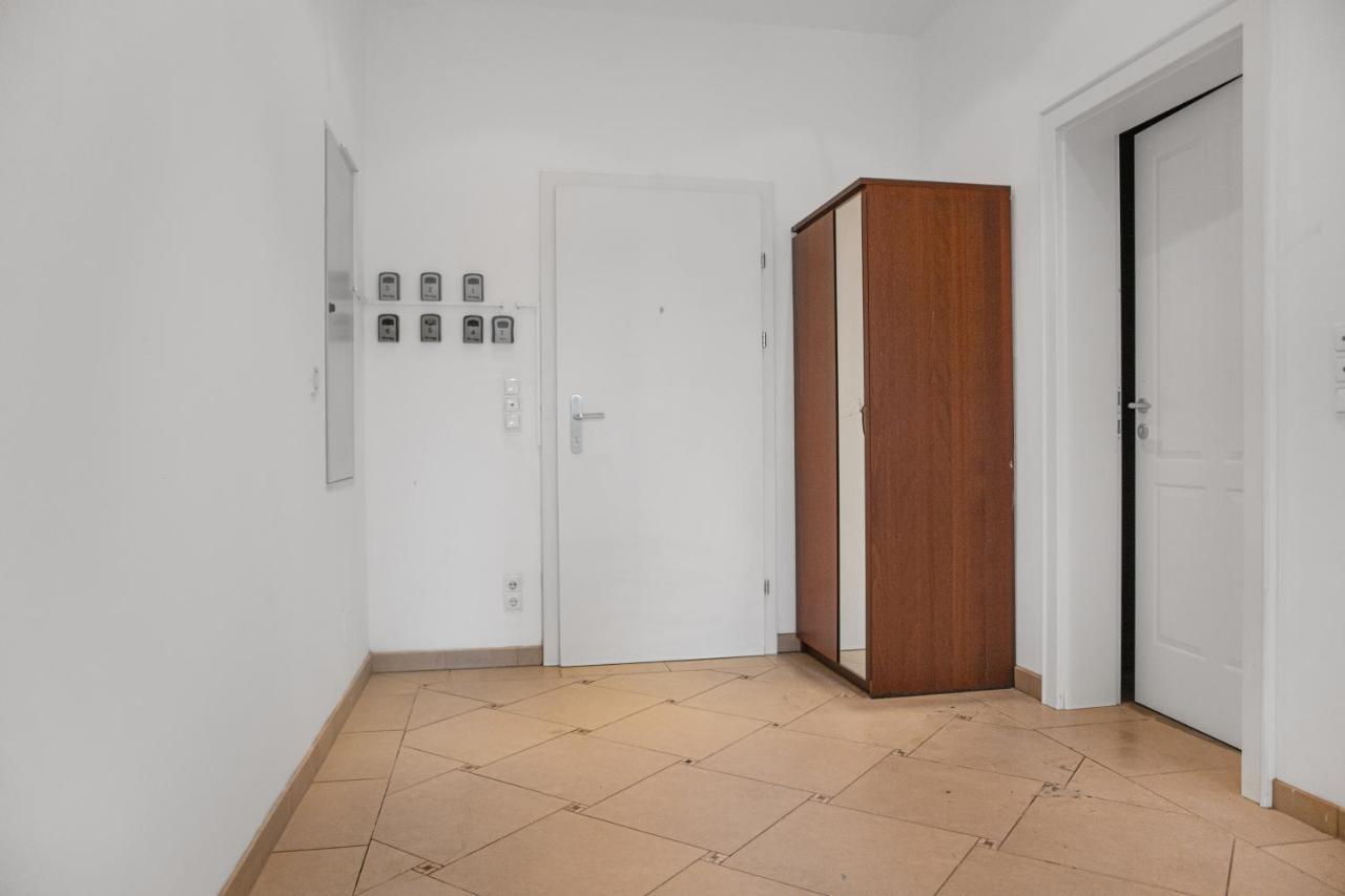 Superb 7Br Shared Apartment- Near Hauptbahnhof Vienna Exterior photo